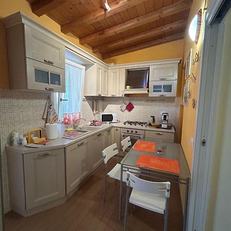 La Casina Di Karol Appartement Ronciglione  Buitenkant foto