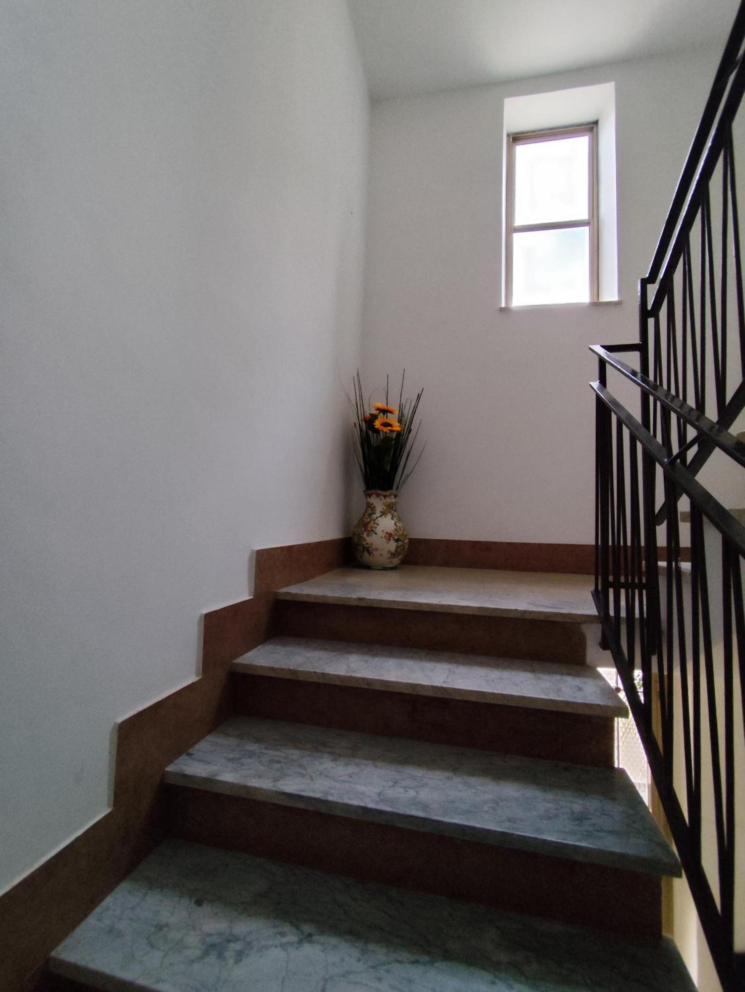 La Casina Di Karol Appartement Ronciglione  Buitenkant foto